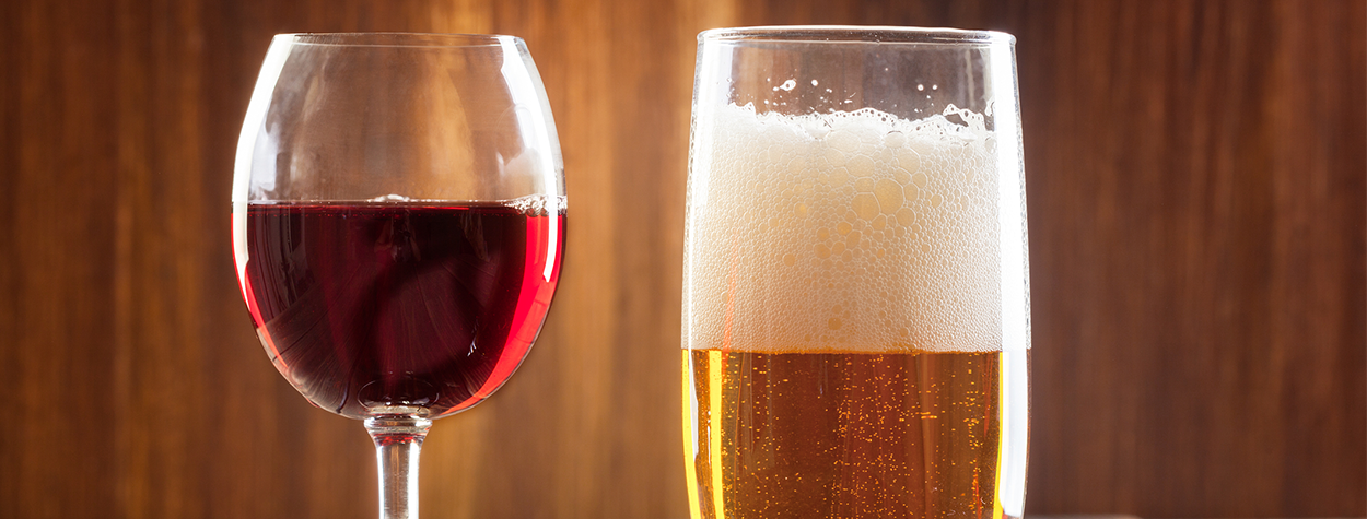 Kan man være alkoholiker hvis man kun drikker øl og vin?